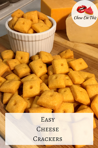 Easy Cheese Crackers | Homemade cheese crackers that are simple and delicious? Yes please!