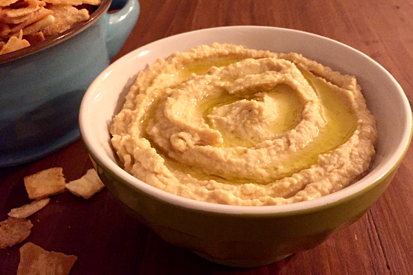 Easy Homemade Hummus